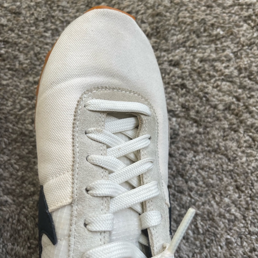 Nike Cortez white with black swoosh size 7.5 - Picture 6 of 11